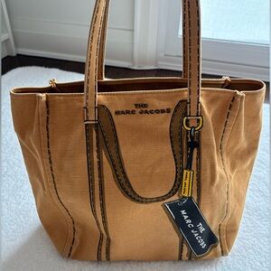 Marc Jacobs Trompe L'oeil Tag 27 Tote Bag in the Toast Multi color